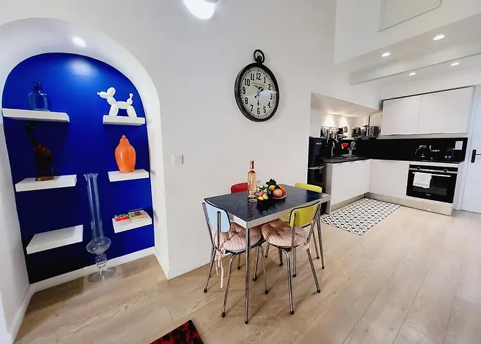 Enjoy Old Town Side Nice-modern Apt-loft With Ac Apartment Nice