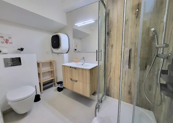 Enjoy Old Town Side Nice-modern Apt-loft With Ac Appartamento Nizza