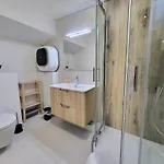 Enjoy Old Town Side Nice-modern Apt-loft With Ac アパート ニース