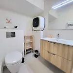 Enjoy Old Town Side Nice-modern Apt-loft With Ac アパート *