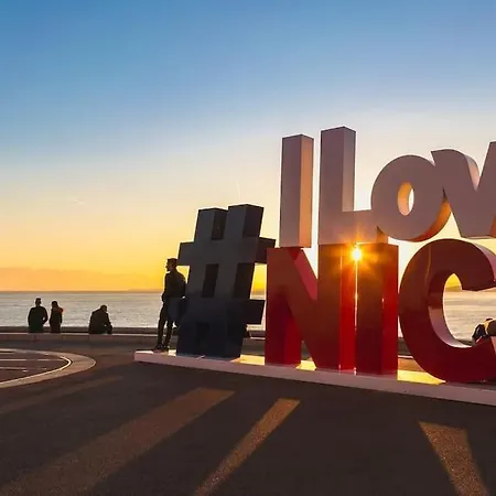 Enjoy Old Town Side Nice-modern Apt-loft With Ac *