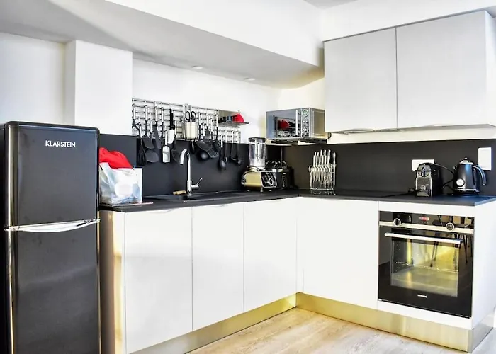 Enjoy Old Town Side Nice-modern Apt-loft With Ac Nizza