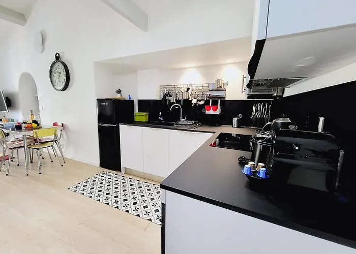 Enjoy Old Town Side Nice-modern Apt-loft With Ac * Nice